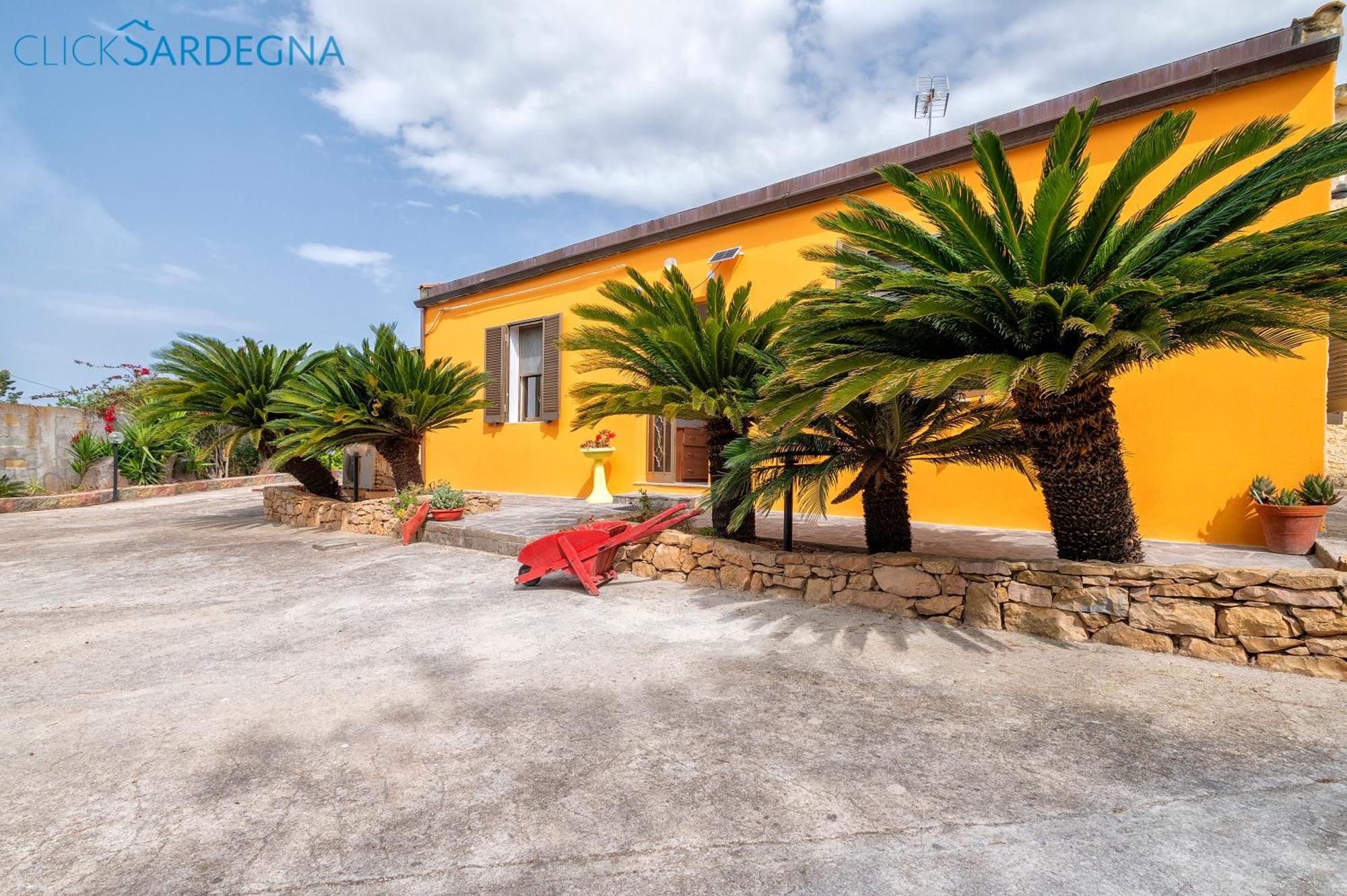 Villa Melograno With Exclusive Swimming Pool Surrounded By Greenery Campanedda Екстериор снимка