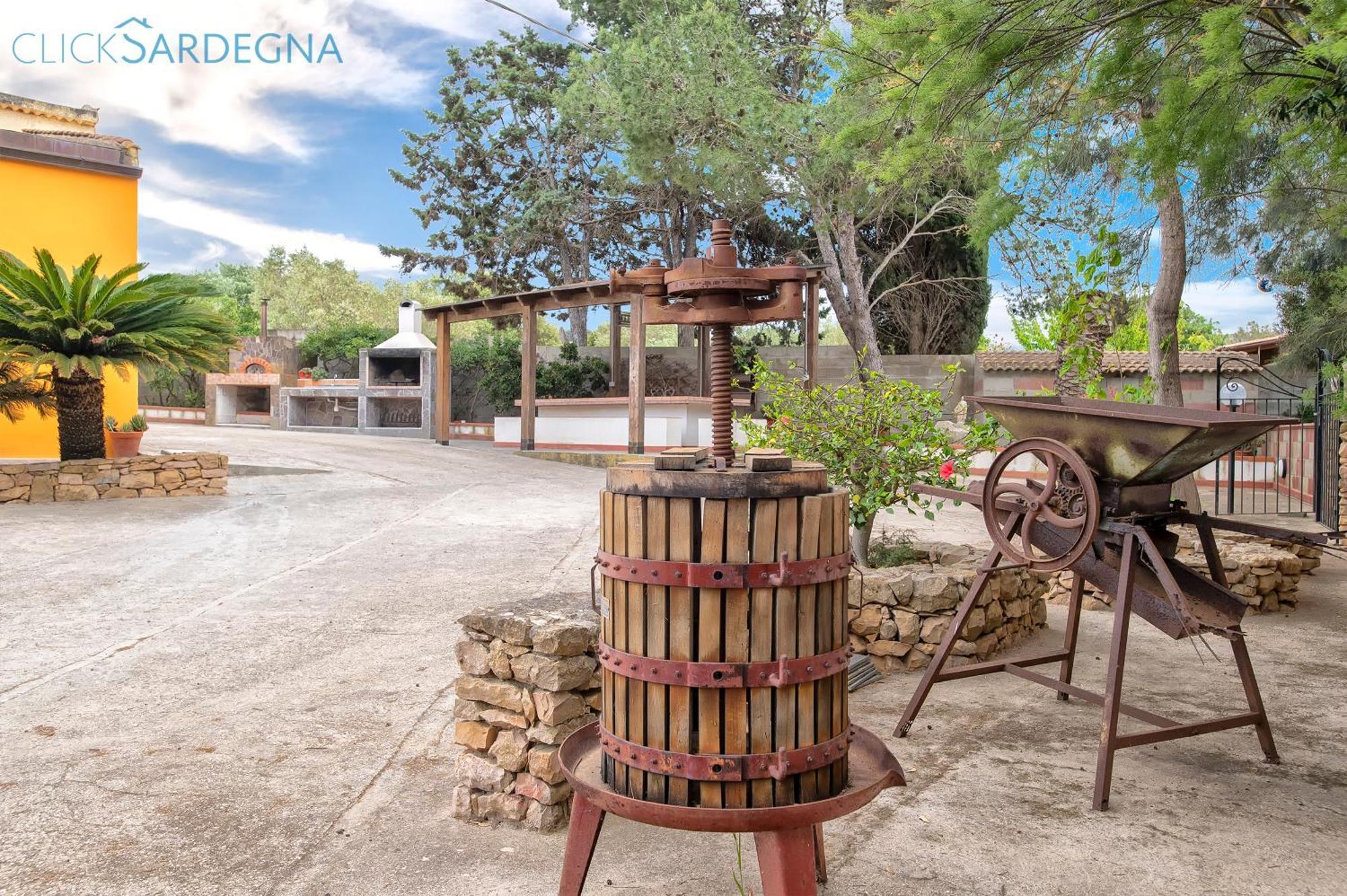 Villa Melograno With Exclusive Swimming Pool Surrounded By Greenery Campanedda Екстериор снимка