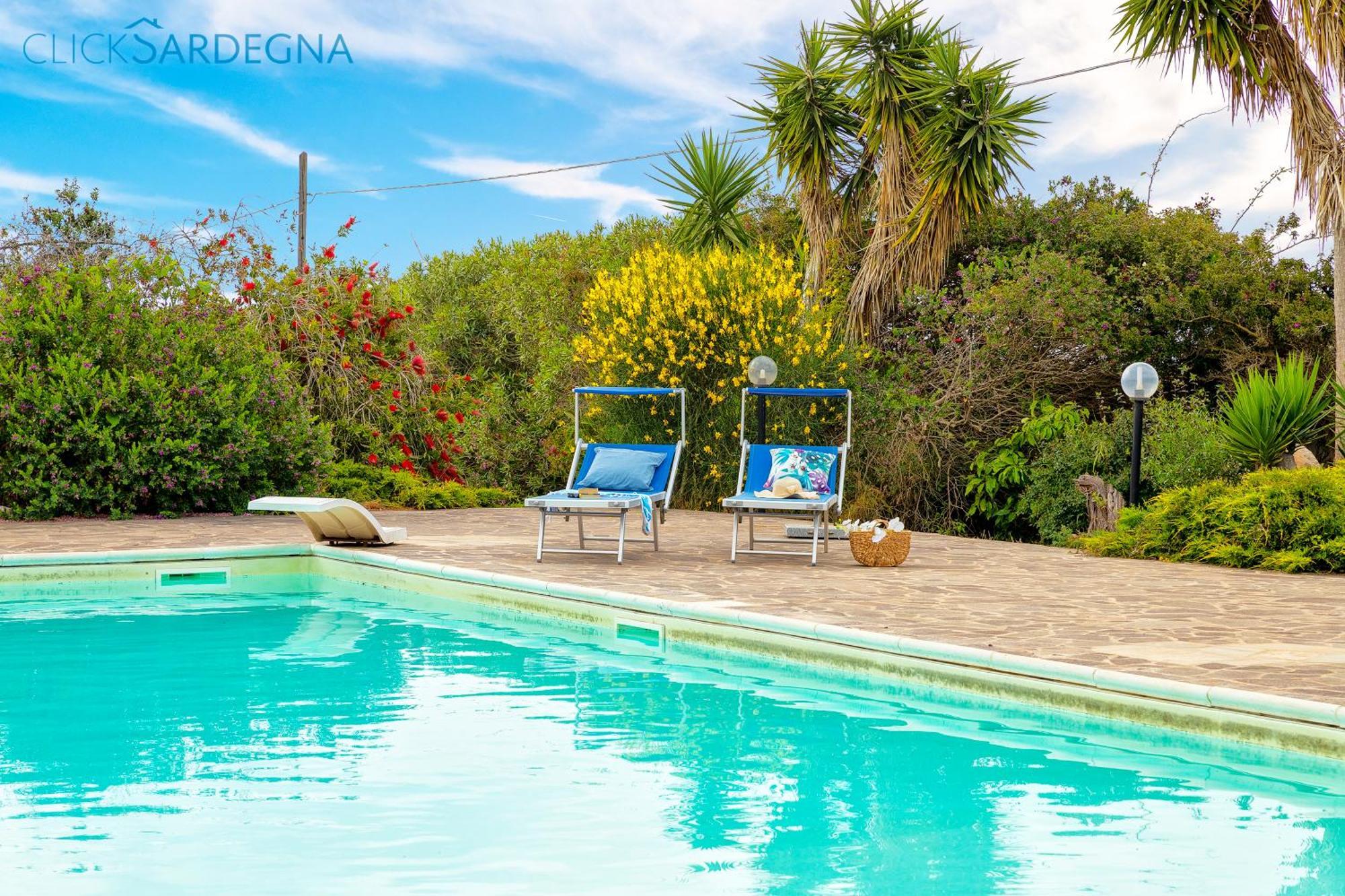 Villa Melograno With Exclusive Swimming Pool Surrounded By Greenery Campanedda Екстериор снимка