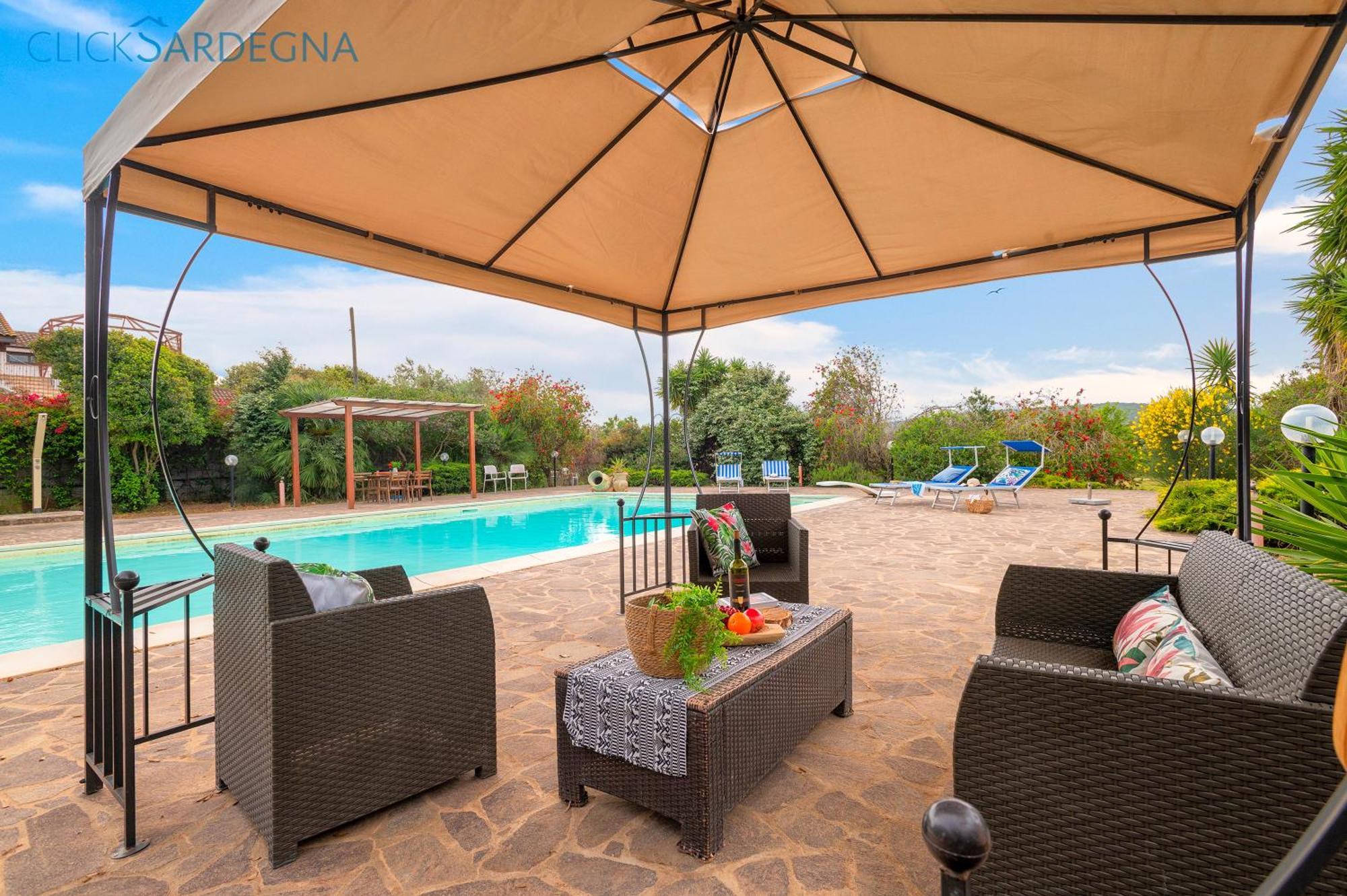Villa Melograno With Exclusive Swimming Pool Surrounded By Greenery Campanedda Екстериор снимка